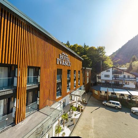 Hotel Ivascu Moisei Buitenkant foto
