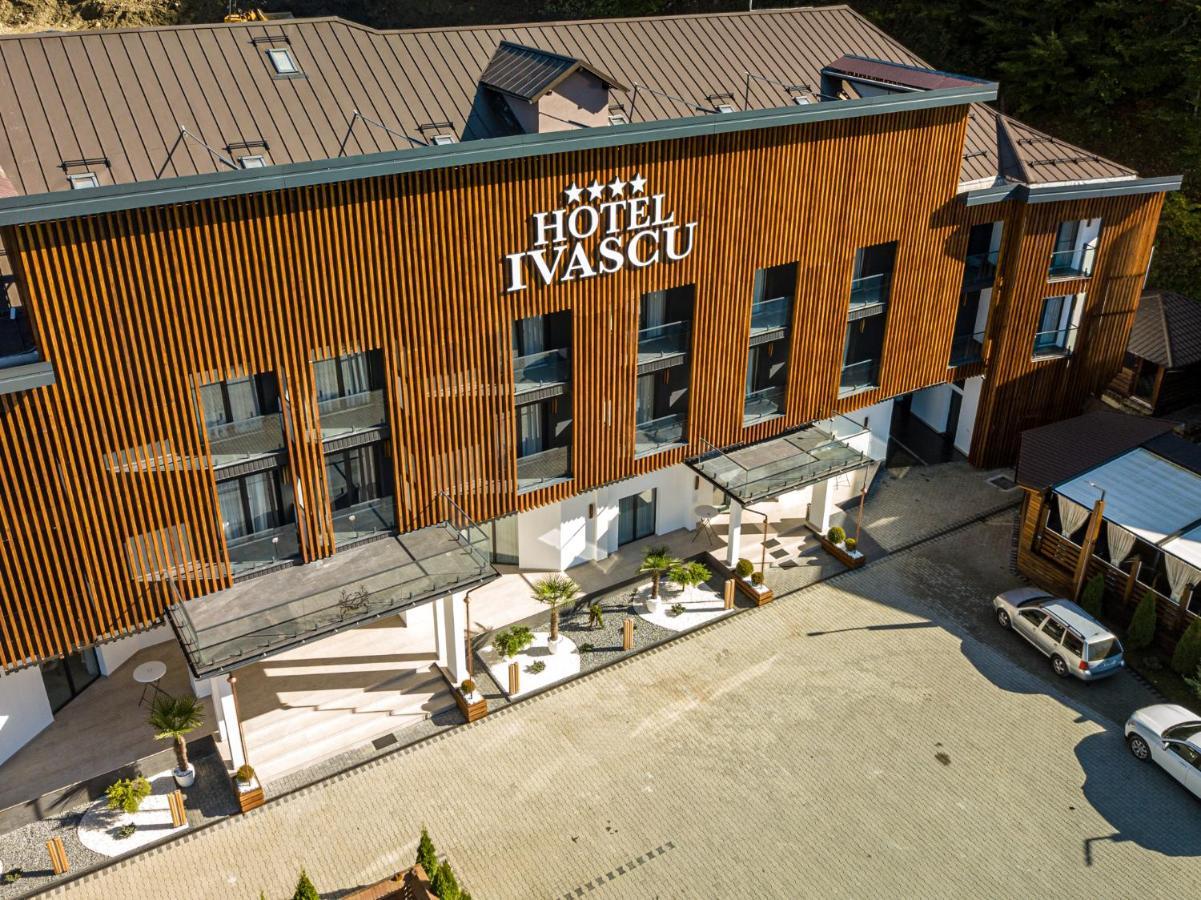 Hotel Ivascu Moisei Buitenkant foto