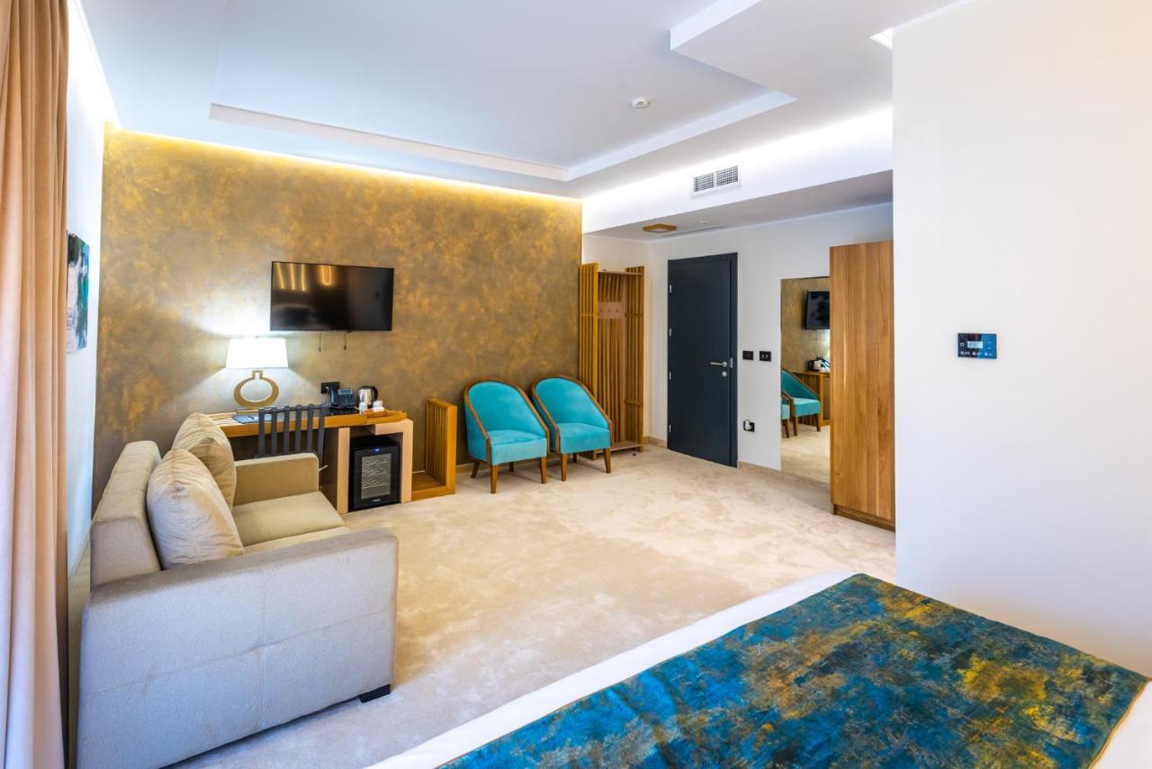 Hotel Ivascu Moisei Buitenkant foto