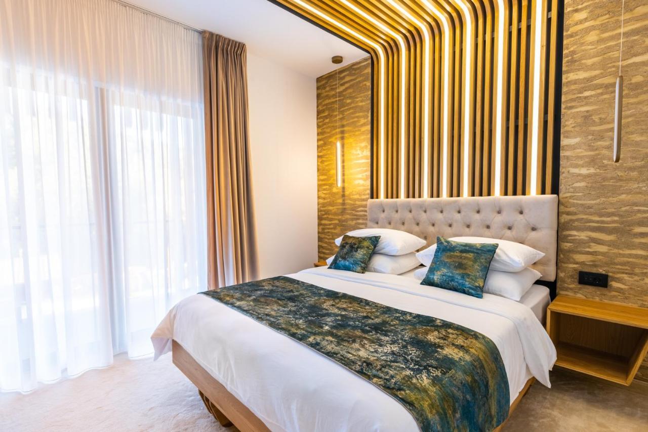 Hotel Ivascu Moisei Buitenkant foto