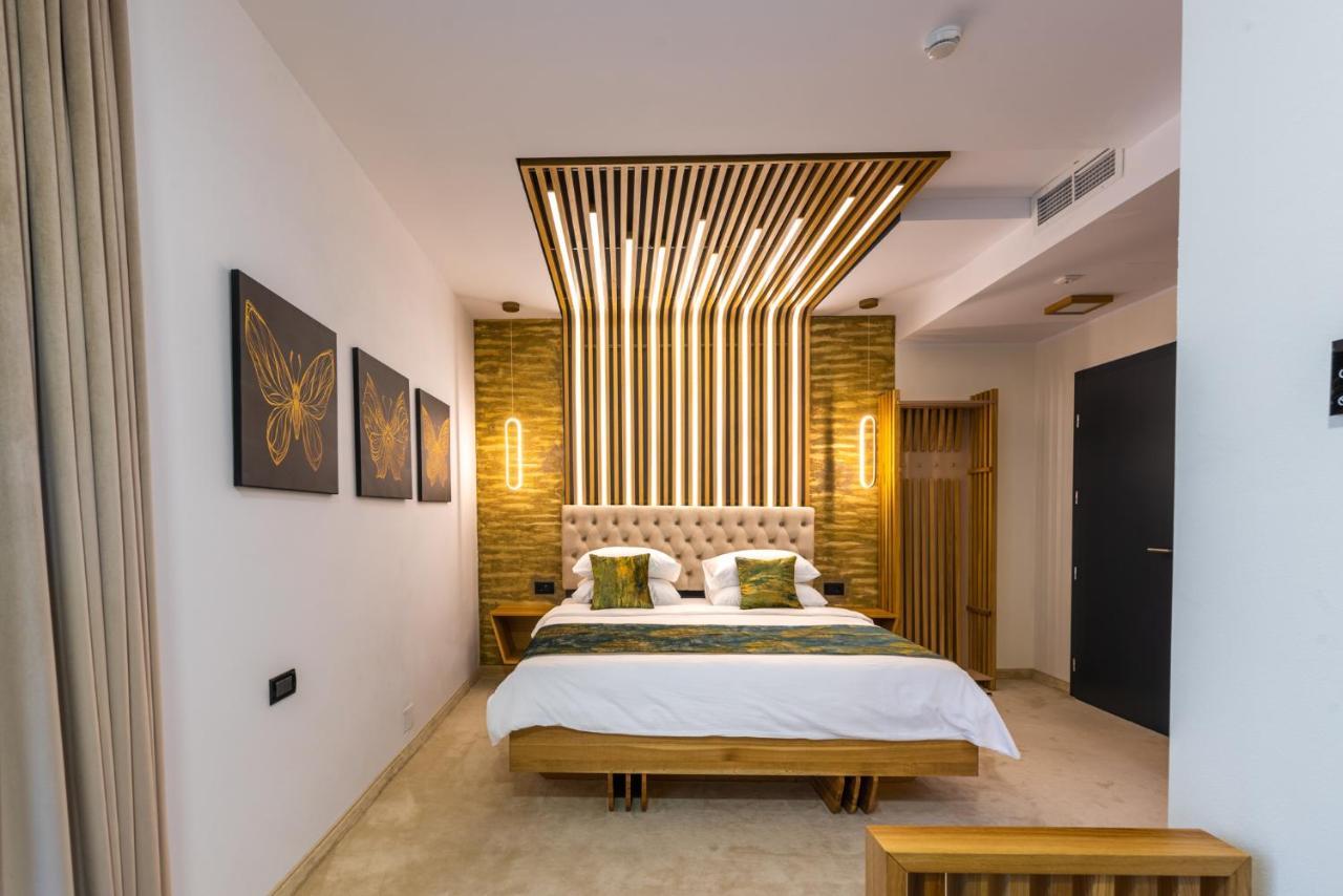 Hotel Ivascu Moisei Buitenkant foto